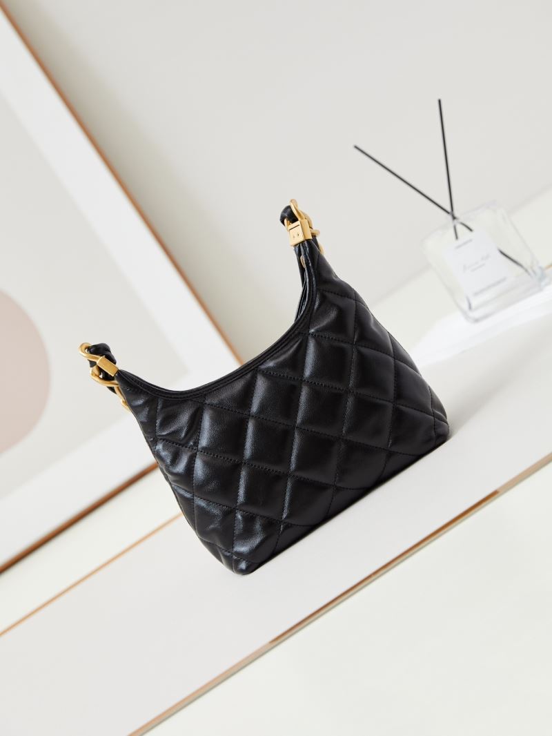 Ch**el hobo bags